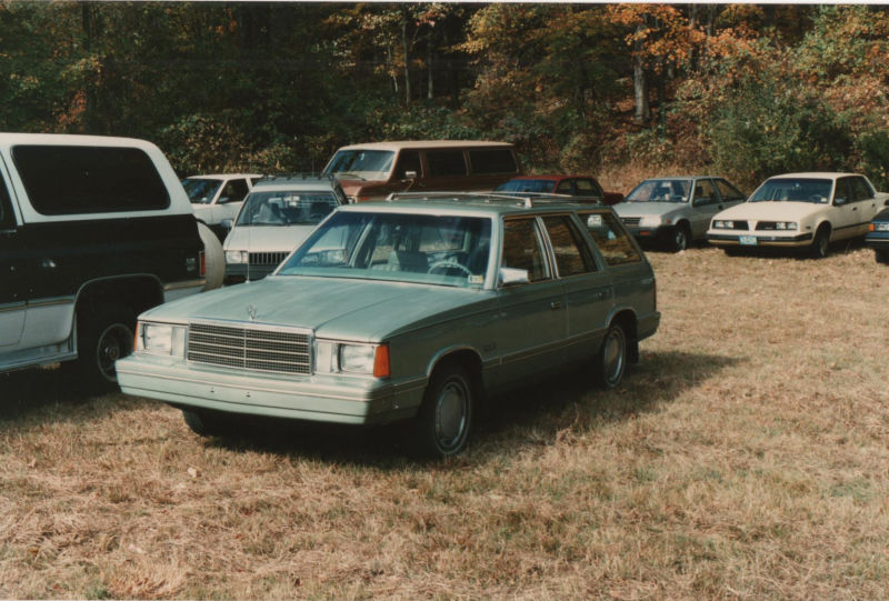 Illustration for article titled Parent's Cars